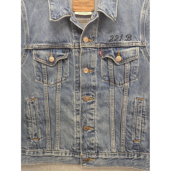 Levis Premium Denim Jacket Mens Medium Trucker Custom Embroidered 221B Sherlock - Picture 3 of 14